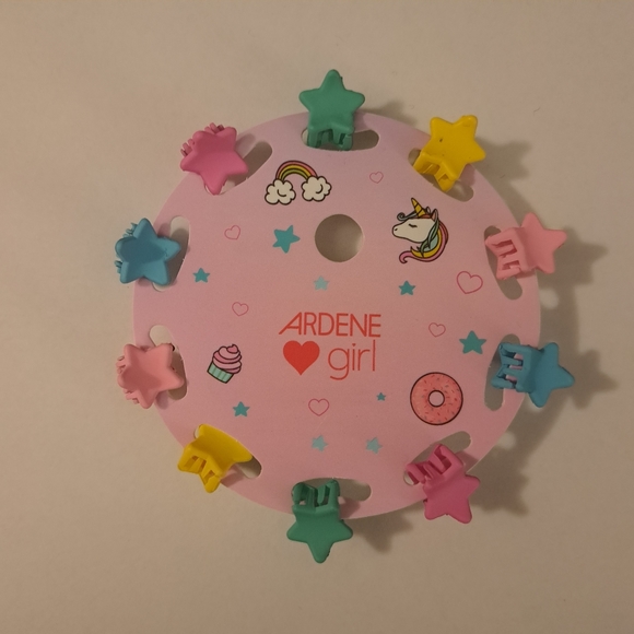 Hair Clips - Picture 4 of 5